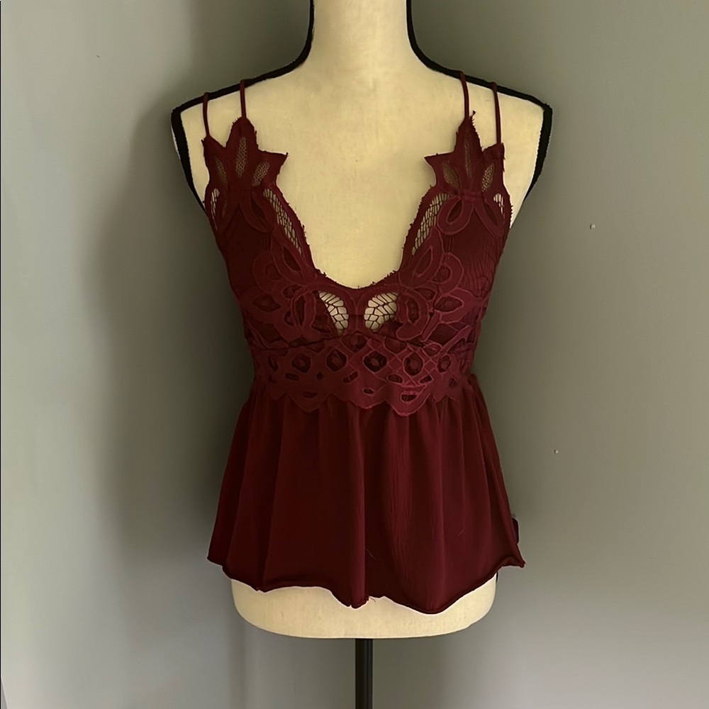Elegant Red Lace Bustier Camisole